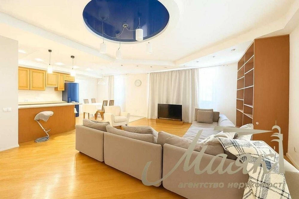 3-room apartment for sale in the residential complex Novopecherski Lipky, Zvirynetska, Pec