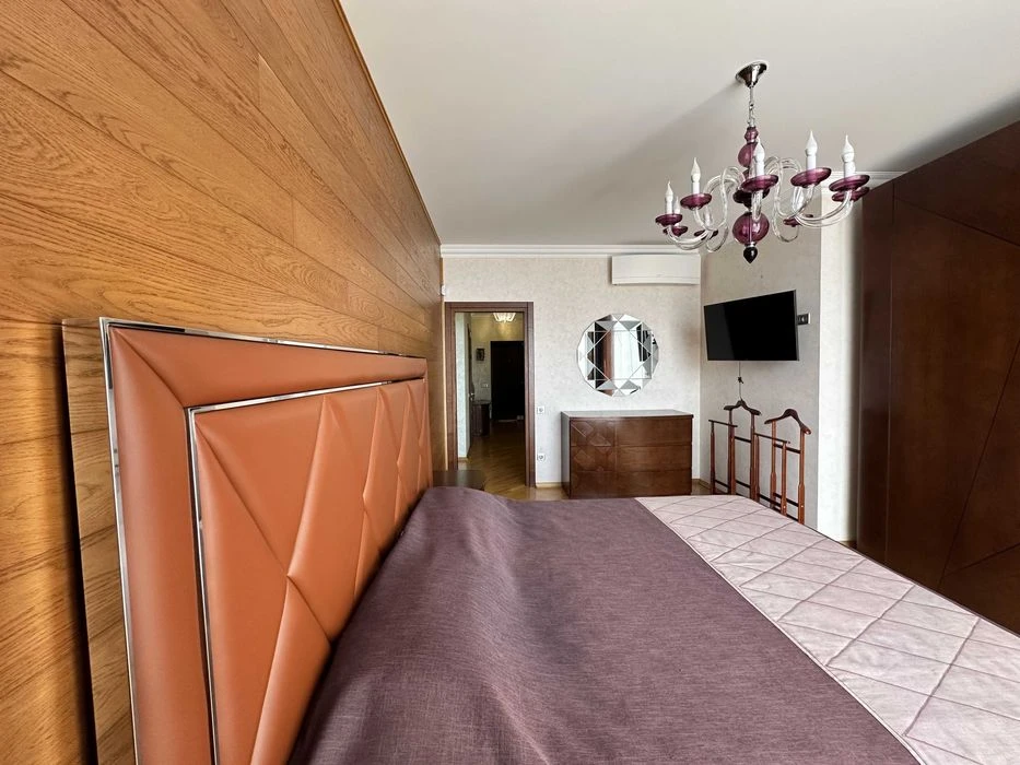 Гольфстрим, 2к 105м с кухней 36м. Полная комплектация. Парки