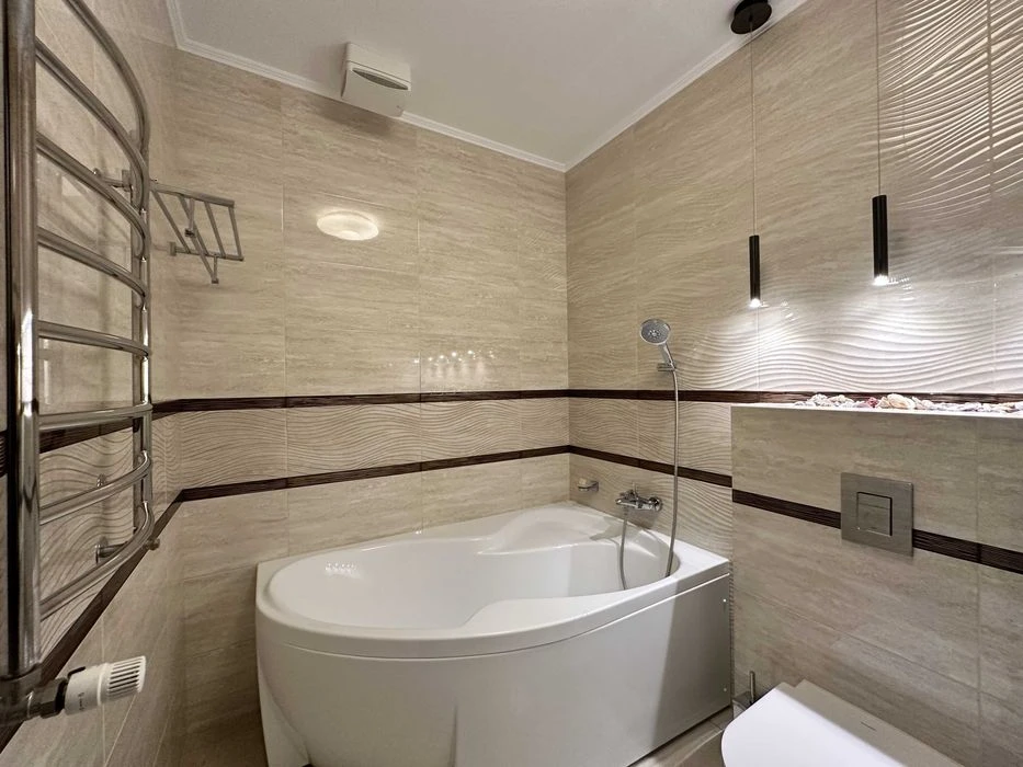 Гольфстрим, 2к 105м с кухней 36м. Полная комплектация. Парки