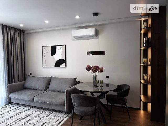 Sale of 1-room apartment 41.1 sq. m. on Mykhayla Maksymovycha st. 24