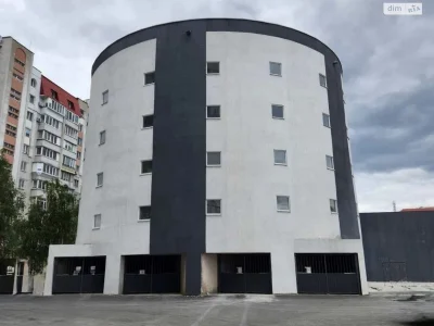 Продаж Місце в гаражному кооперативі Центр