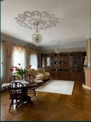 House in the Golden Triangle on Kotovsky