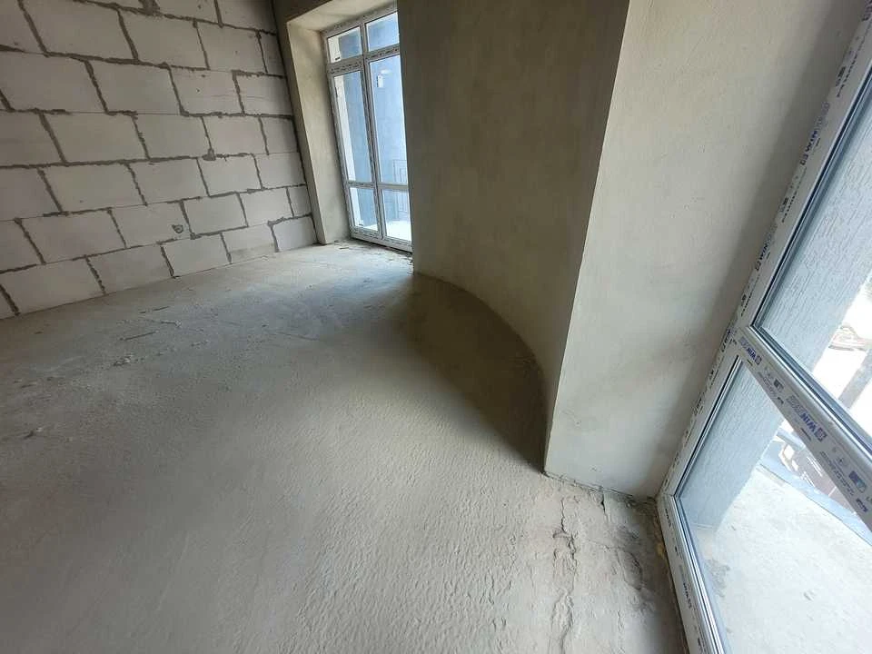 Apartment. Ivano-Frankivsk, Knyahynyn St., (Building 9)