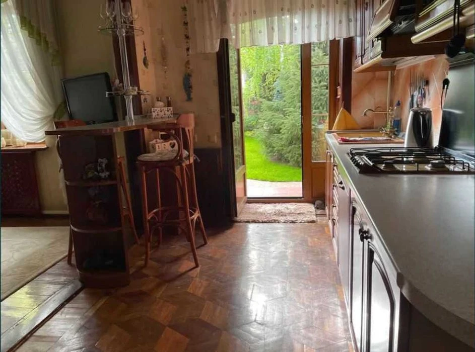 House in the Golden Triangle on Kotovsky
