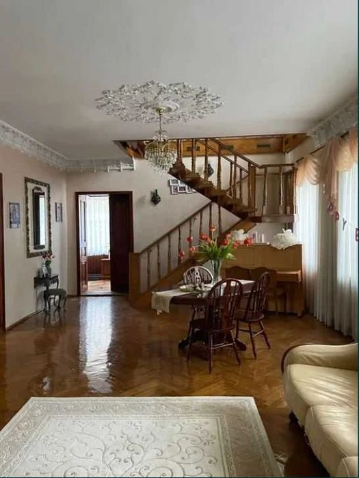 House in the Golden Triangle on Kotovsky