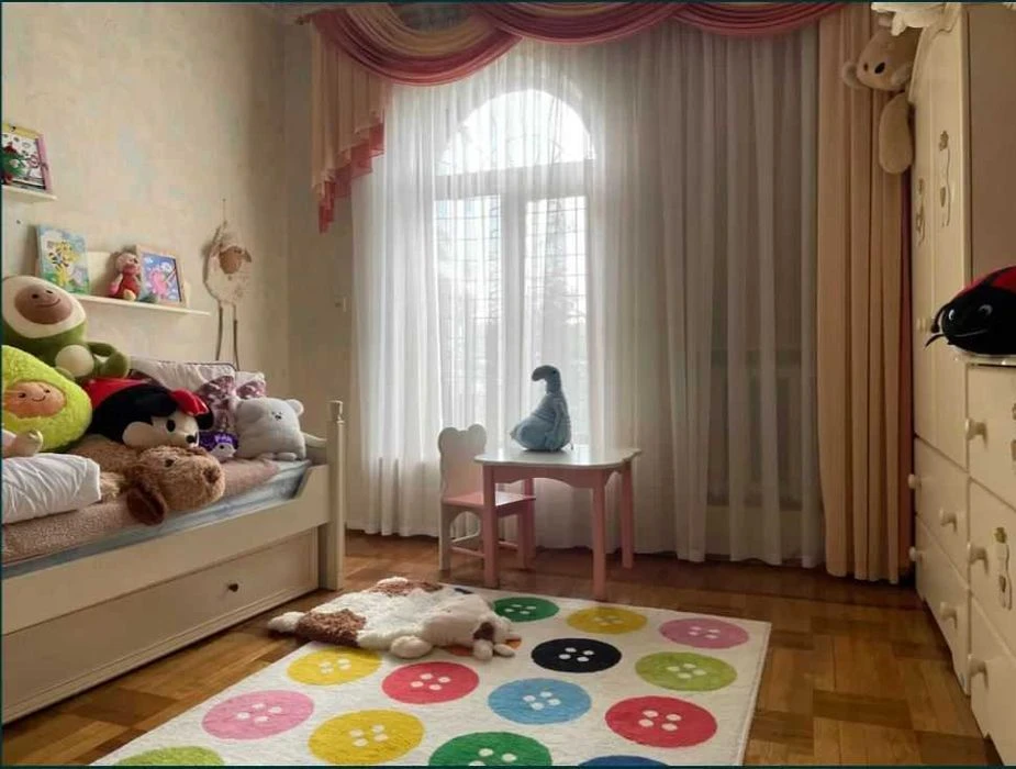 House in the Golden Triangle on Kotovsky