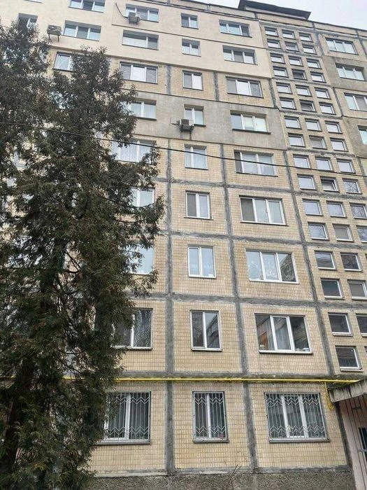 2-room apartment for sale, 23V Mudraka (Naumova) Street, Novobilichi Svyat