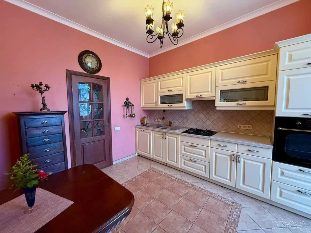 2-комнатная квартира, 85 кв.м