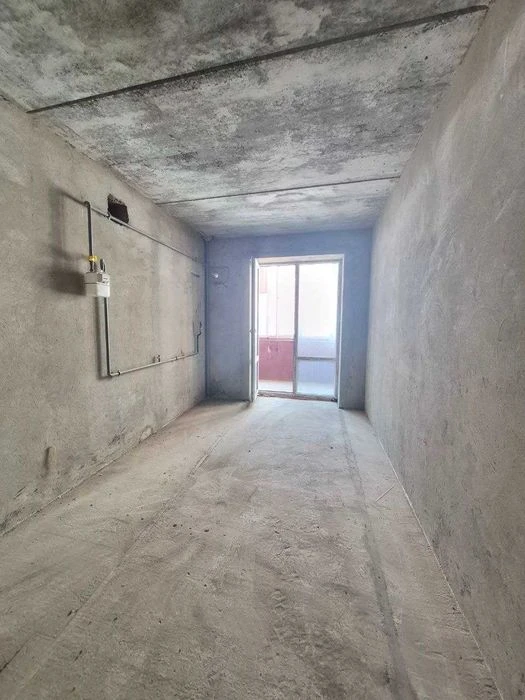 3-room apartment for sale, next to a hundred-meter house (beginning of Chornobyl)
