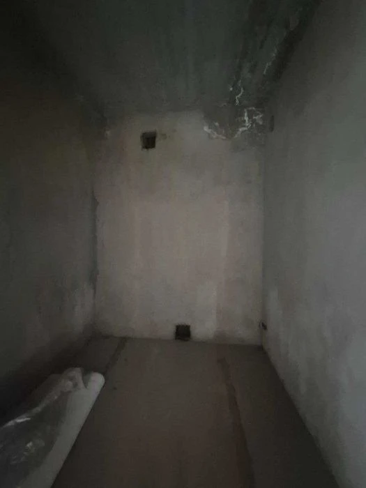 3-room apartment for sale, next to a hundred-meter house (beginning of Chornobyl)