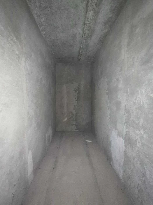 3-room apartment for sale, next to a hundred-meter house (beginning of Chornobyl)