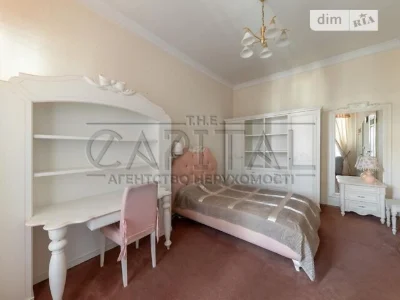 Sale of 4-room apartment 187 sq. m. on Mala Zhytomyrska 5 • ID