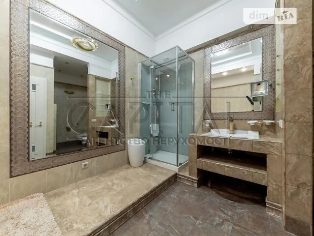 Sale of 4-room apartment 187 sq. m. on Mala Zhytomyrska 5 • ID