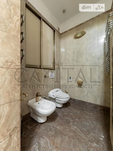 Sale of 4-room apartment 187 sq. m. on Mala Zhytomyrska 5 • ID