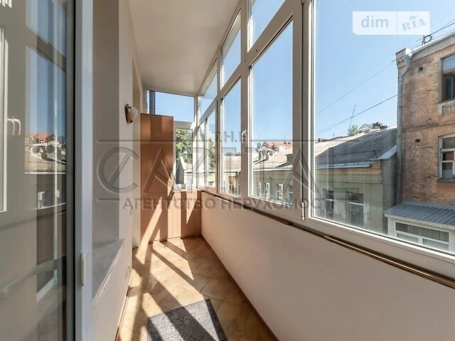 Sale of 4-room apartment 187 sq. m. on Mala Zhytomyrska 5 • ID