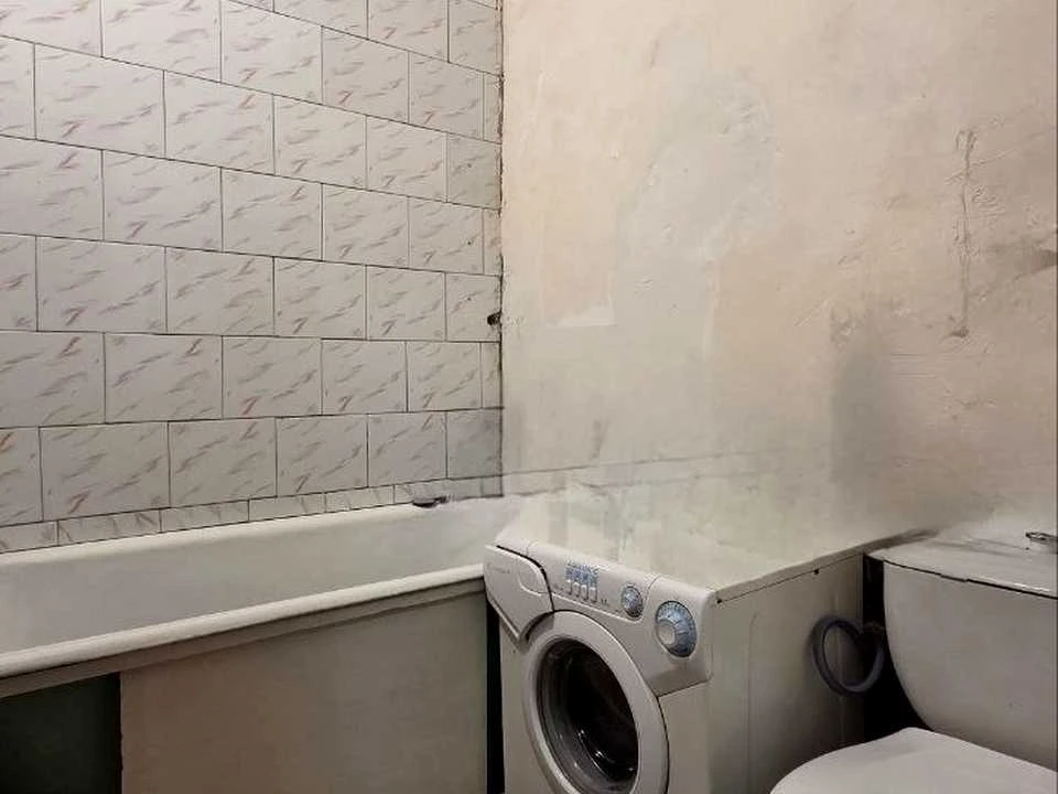 Apartment. Dnipro, Oleksandra Koshytsia St. (Karavaeva)