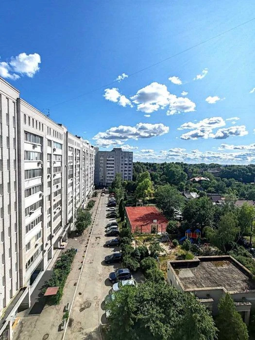 Продам 1ком.кв. 47м2, новый дом. Суворова Титова Апполо вер