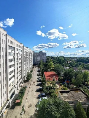 Продам 1ком.кв. 47м2, новый дом. Суворова Титова Апполо вер