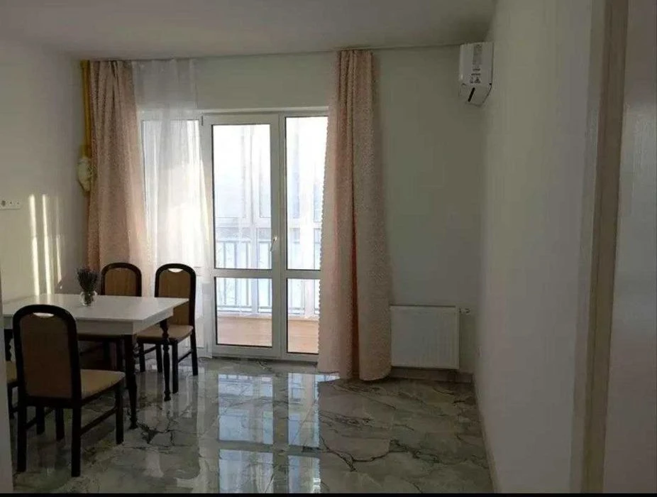 Beautiful! 1-room apartment for sale with renovation in the residential complex Kryshtalevi Dzer