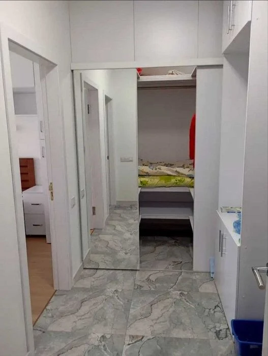 Beautiful! 1-room apartment for sale with renovation in the residential complex Kryshtalevi Dzer