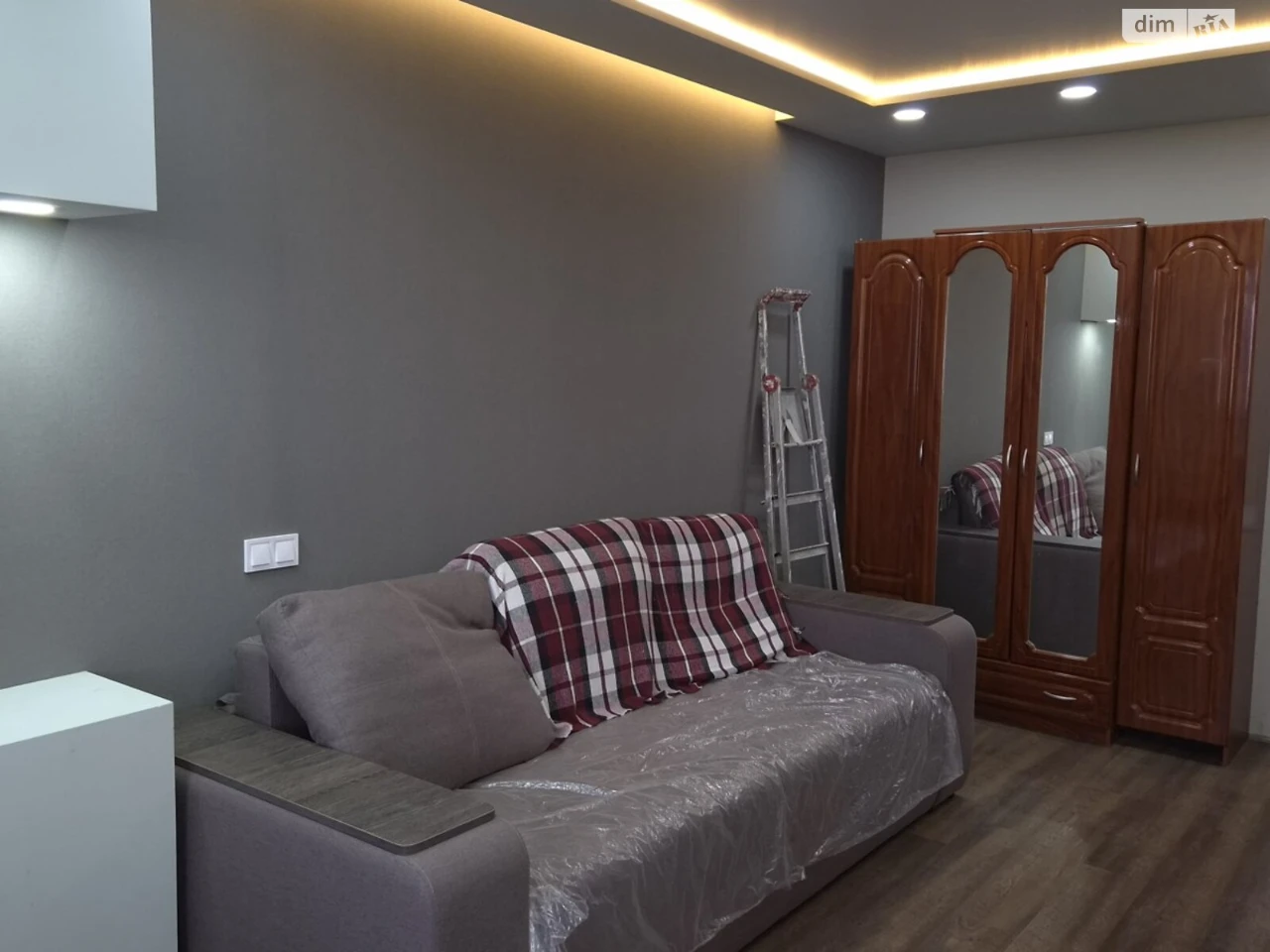 Sale Apartment Oleksiiivka