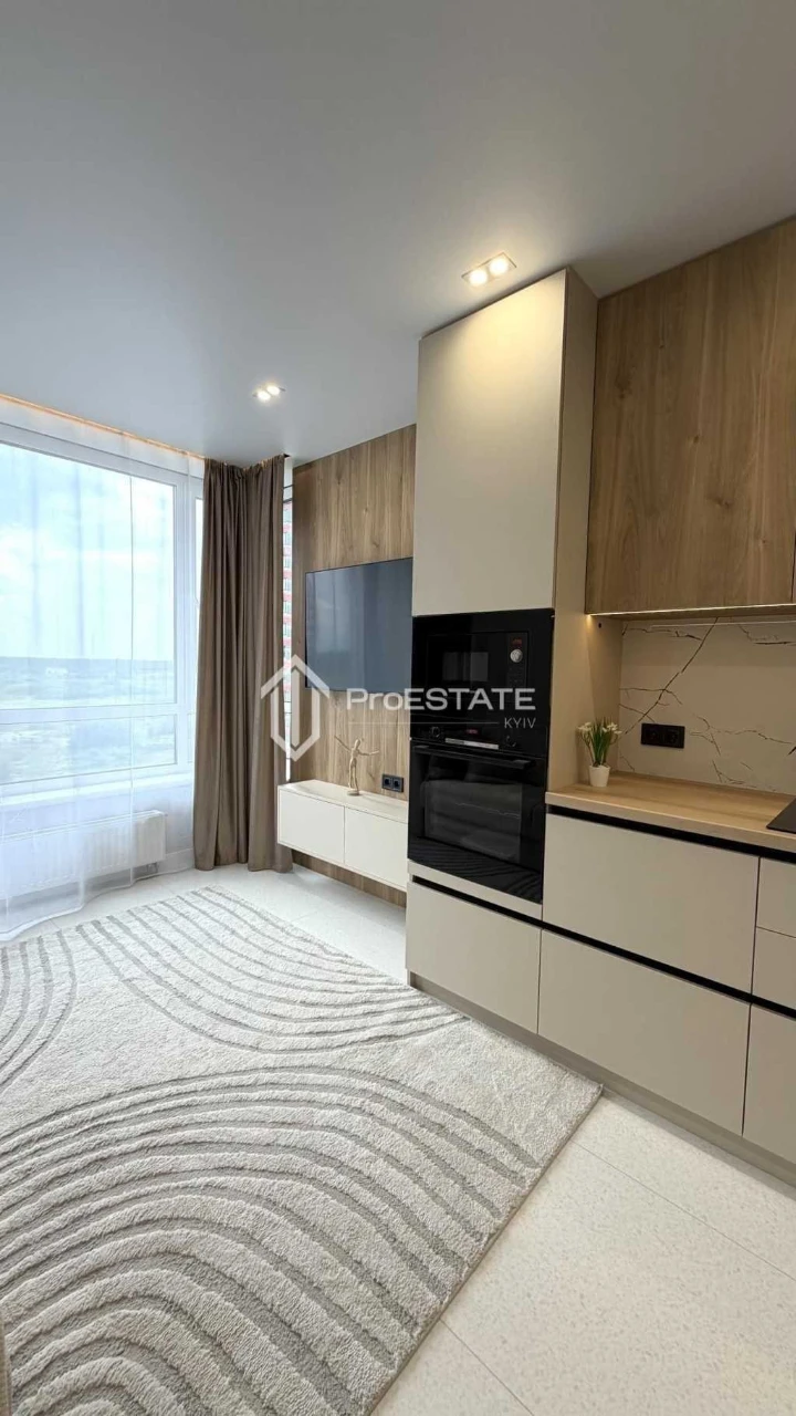 2-room apartment for sale 71 m², Oleksandra Olesia st.