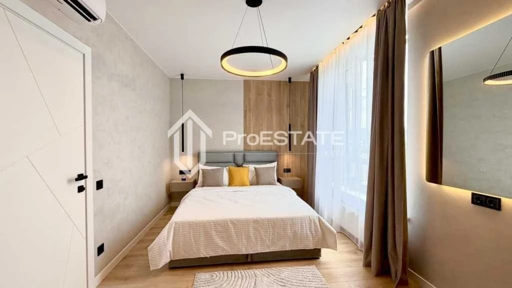 2-room apartment for sale 71 m², Oleksandra Olesia st.