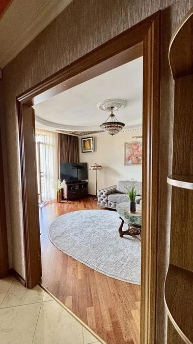 Продажа 3 ком квартира 98 м²4/5ц ул.Квитовая 254999$