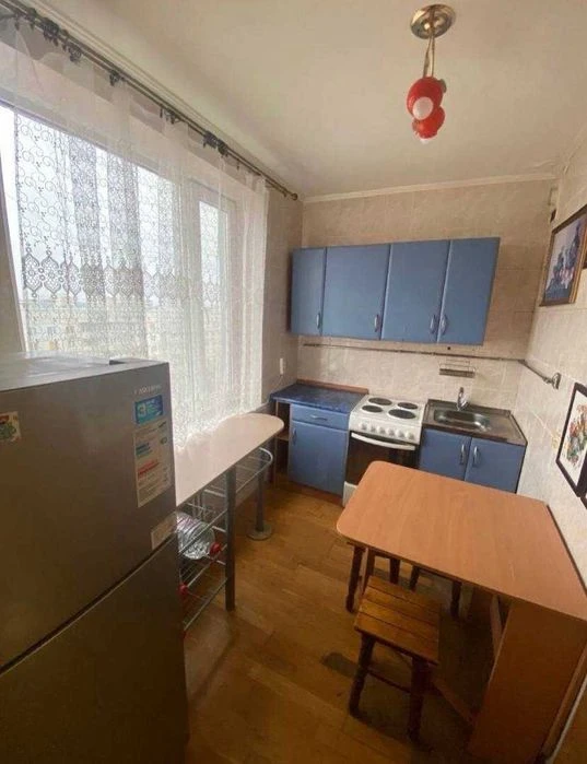 One-bedroom apartment for sale on Alekseyevka, Pobedy Ave., 64