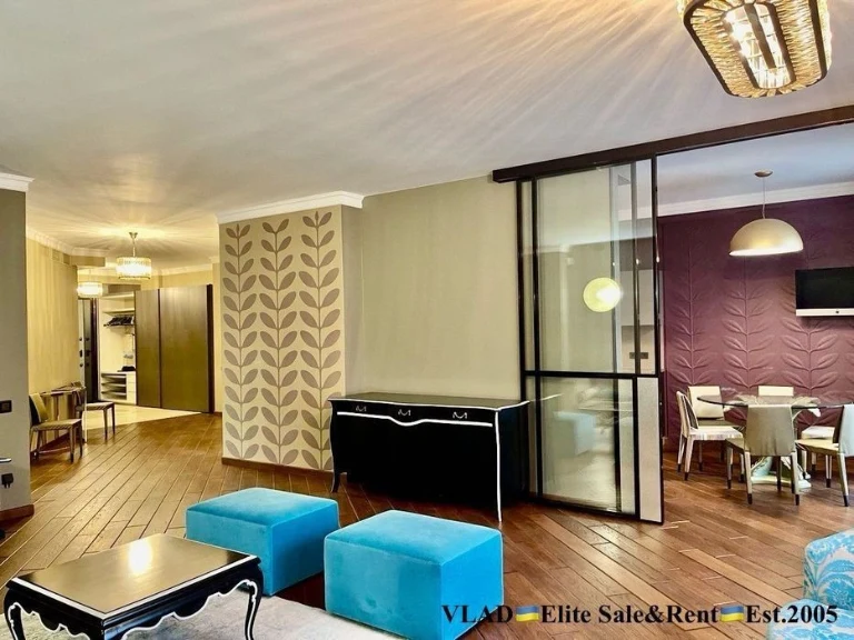 18a Instytutska. Residential complex "Lypska Vezha". 193 m2, New Authorsky