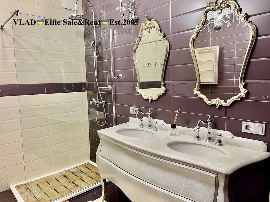 18a Instytutska. Residential complex "Lypska Vezha". 193 m2, New Authorsky