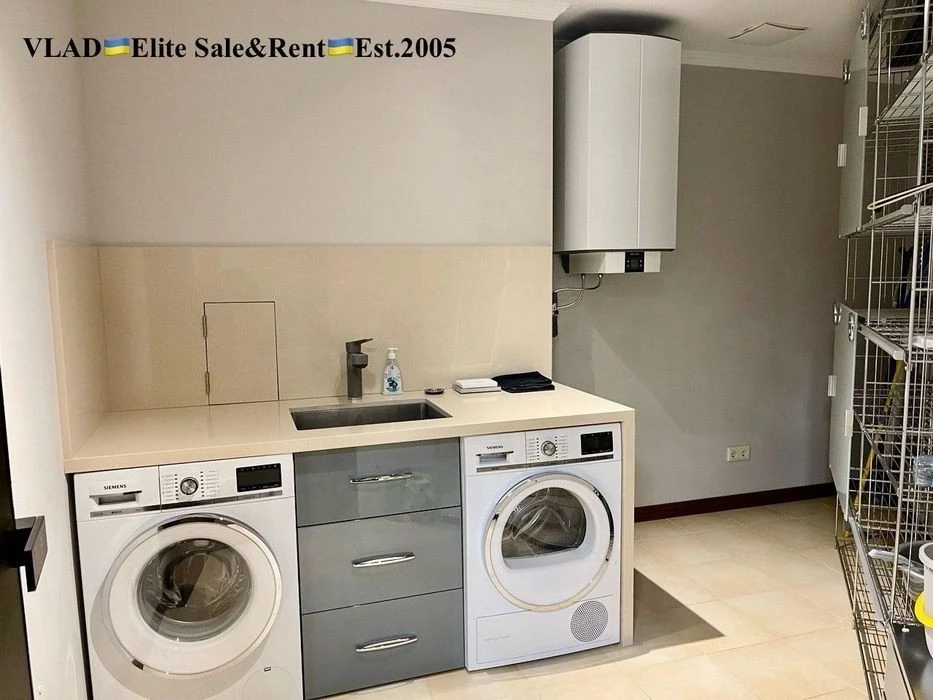 18a Instytutska. Residential complex "Lypska Vezha". 193 m2, New Authorsky