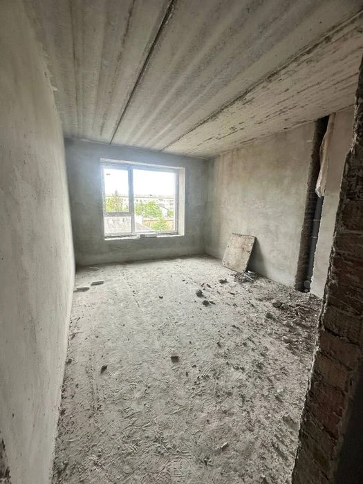 1 km apartment for sale in a cozy area of the city