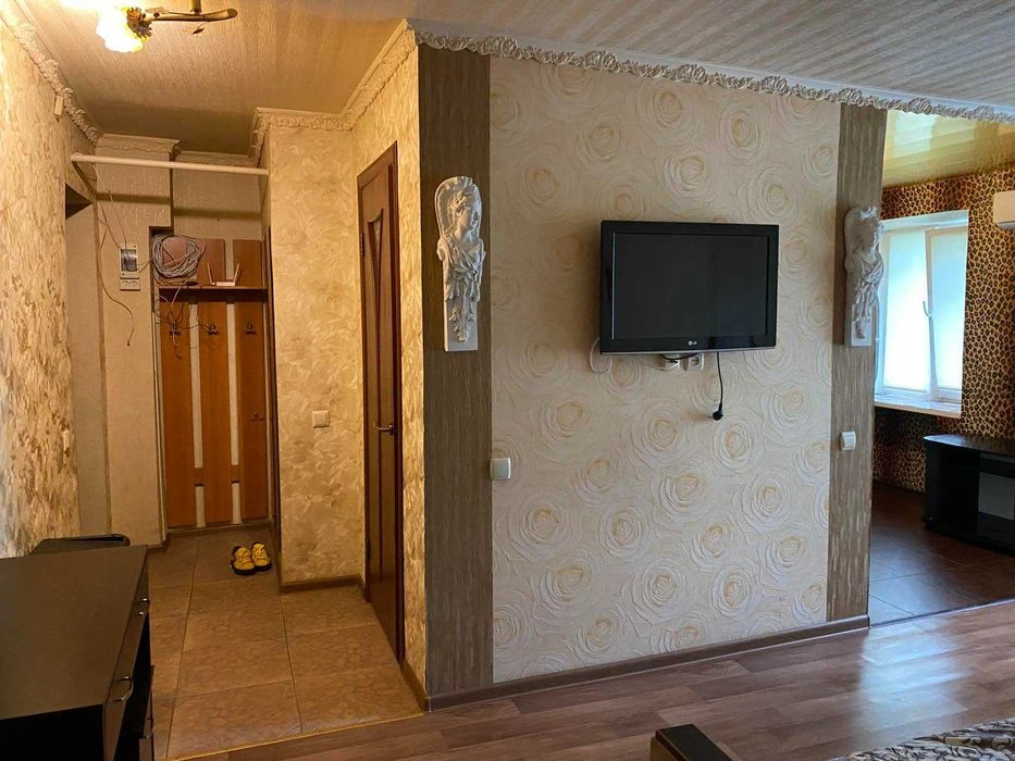 Two-room apartment for sale, Aerospace Gagarin, Levada S metro station