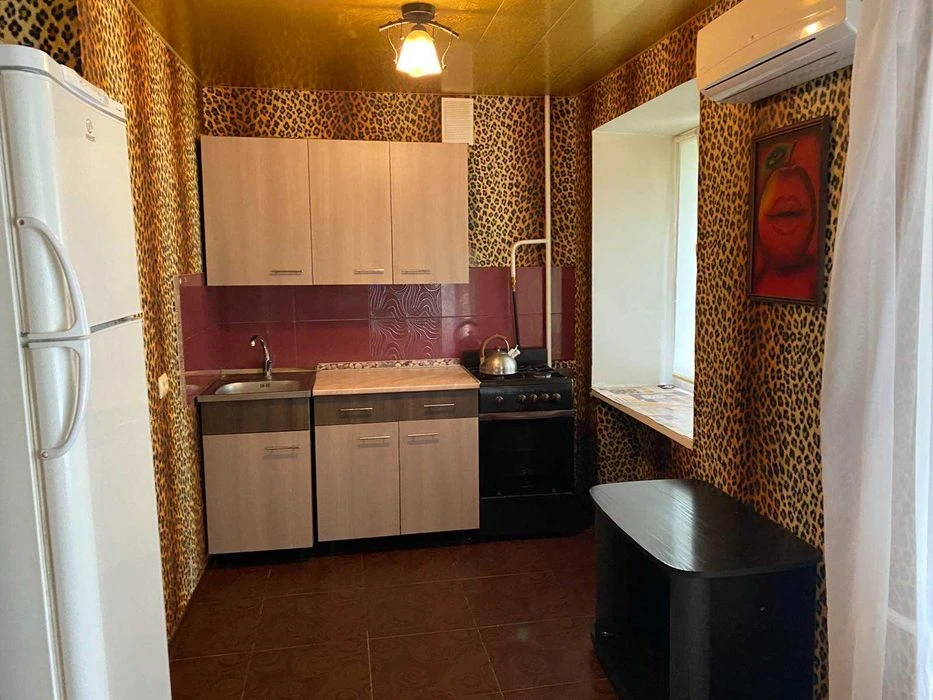 Two-room apartment for sale, Aerospace Gagarin, Levada S metro station