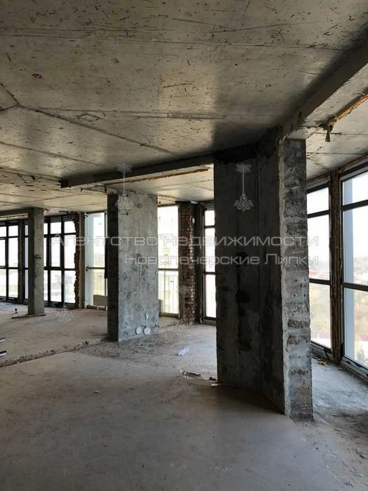 Without % Sale of 4-room apartment 181 m² in the residential complex "Novopecherskie Lypky" -