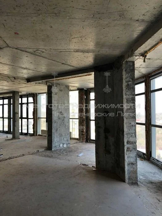 Without % Sale of 4-room apartment 181 m² in the residential complex "Novopecherskie Lypky" -