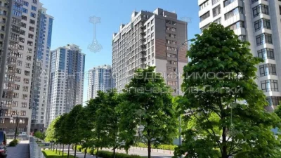Without % Sale of 4-room apartment 181 m² in the residential complex "Novopecherskie Lypky" -