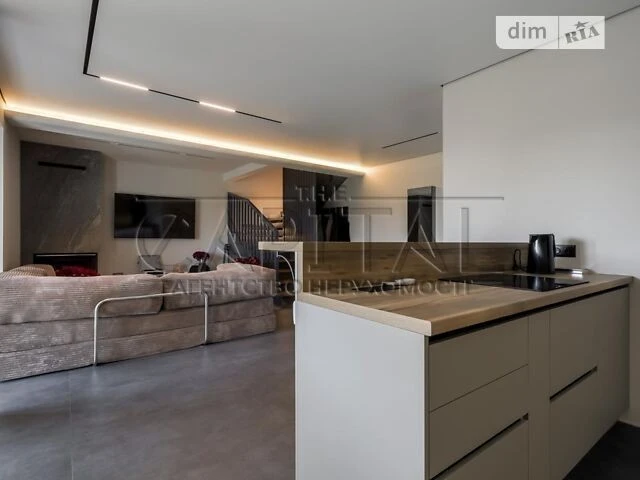 For sale 2-room apartment 131 sq. m on Yasnohirska Street 16 • ID 346