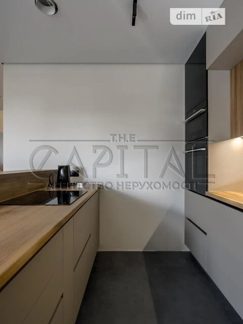 For sale 2-room apartment 131 sq. m on Yasnohirska Street 16 • ID 346