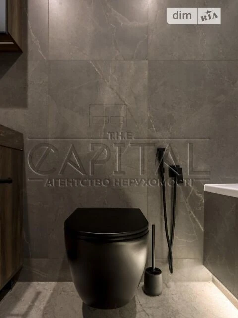 For sale 2-room apartment 131 sq. m on Yasnohirska Street 16 • ID 346