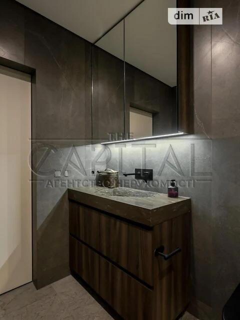 For sale 2-room apartment 131 sq. m on Yasnohirska Street 16 • ID 346