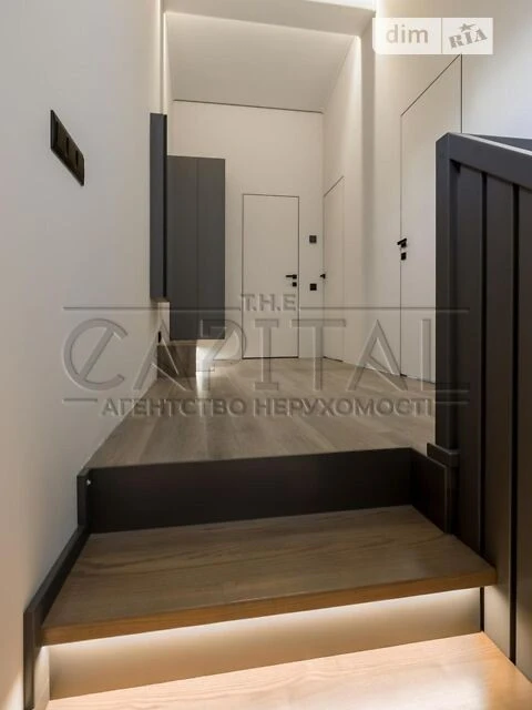 For sale 2-room apartment 131 sq. m on Yasnohirska Street 16 • ID 346