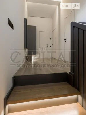 For sale 2-room apartment 131 sq. m on Yasnohirska Street 16 • ID 346