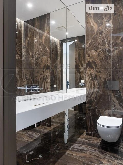 Sale of 1-room apartment 102.5 sq. m on Anto Aviation Designer Street