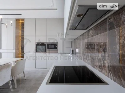 Sale of 1-room apartment 102.5 sq. m on Anto Aviation Designer Street