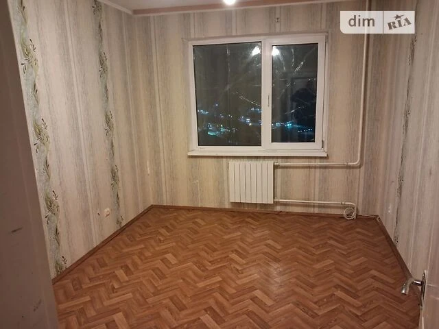 Sale of 4-room apartment 85.6 sq. m on Akademika Zabolotnogo St.