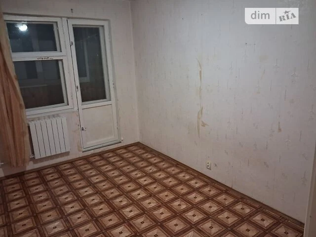Sale of 4-room apartment 85.6 sq. m on Akademika Zabolotnogo St.