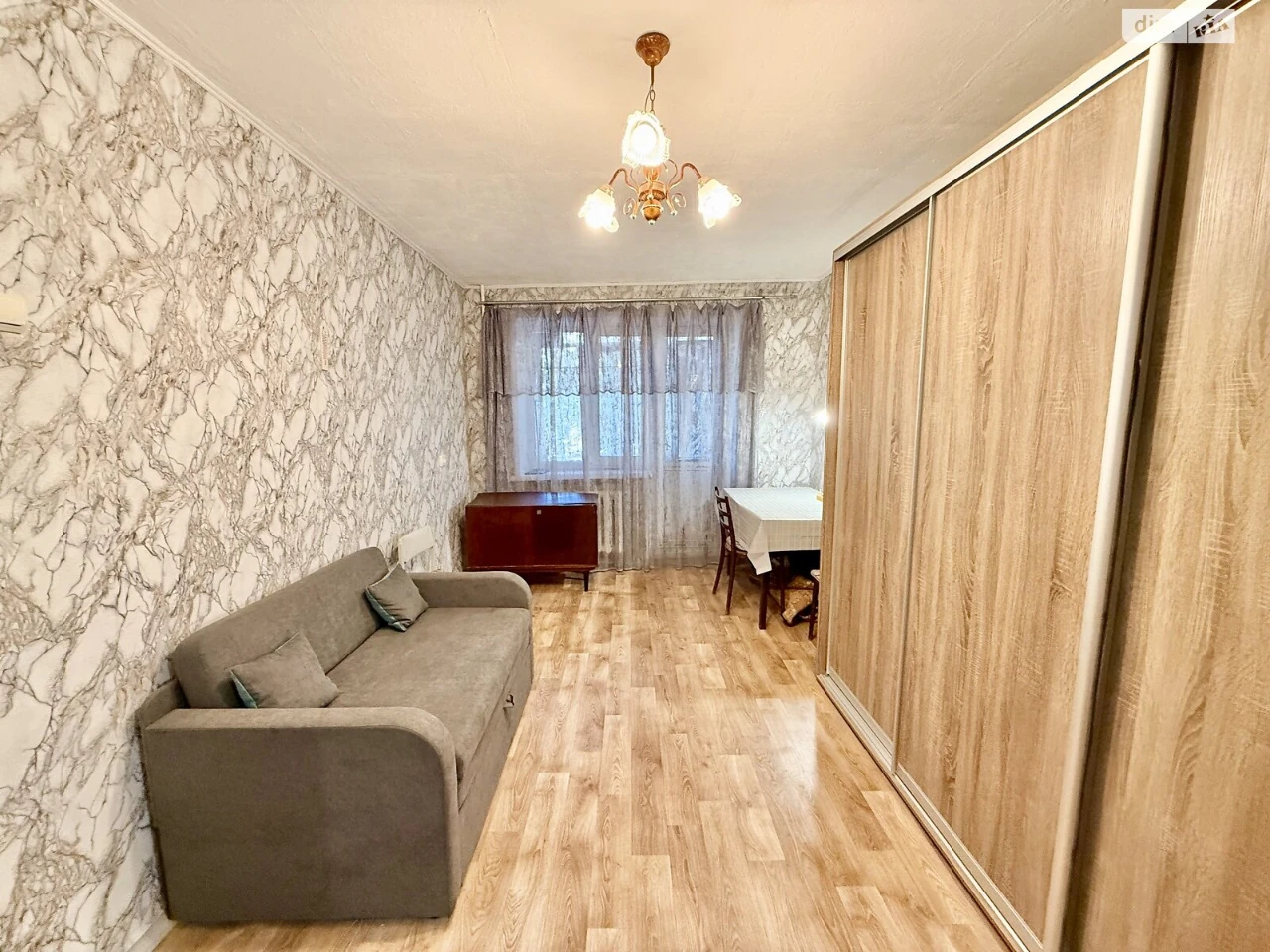 Продаж Квартира Комунарський