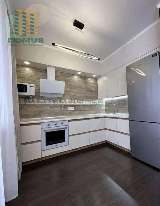 Продам 2-х комн ЖК Альтаир 2, Толбухина! С ремонтом, мебелью